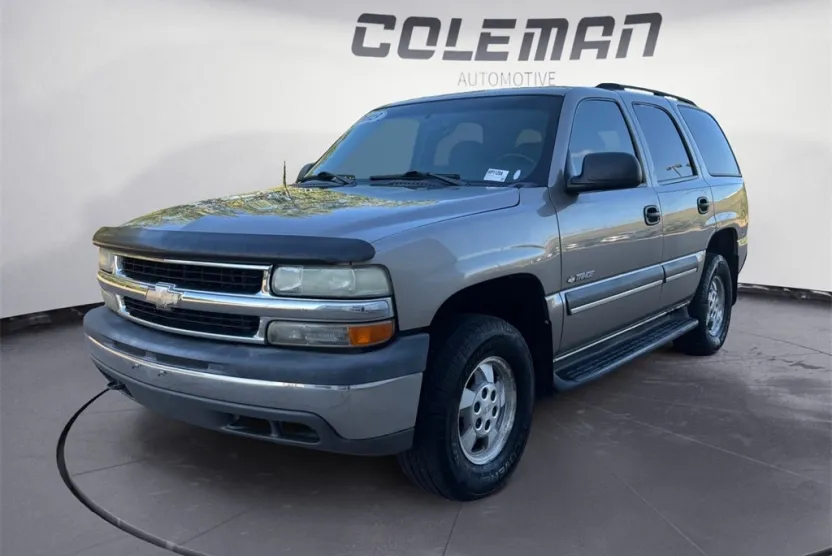 2003 Chevrolet Tahoe LS photo 1