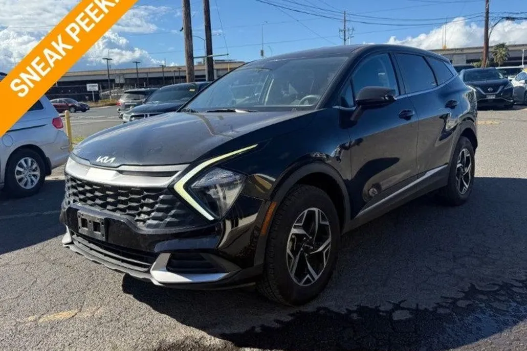 2023 Kia Sportage LX photo 1