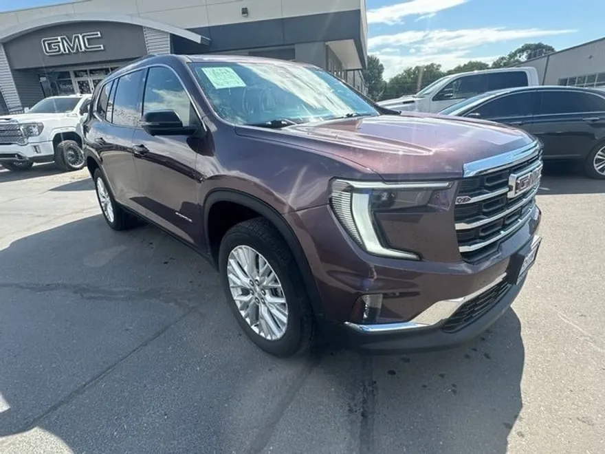 2024 Gmc Acadia Elevation photo 1