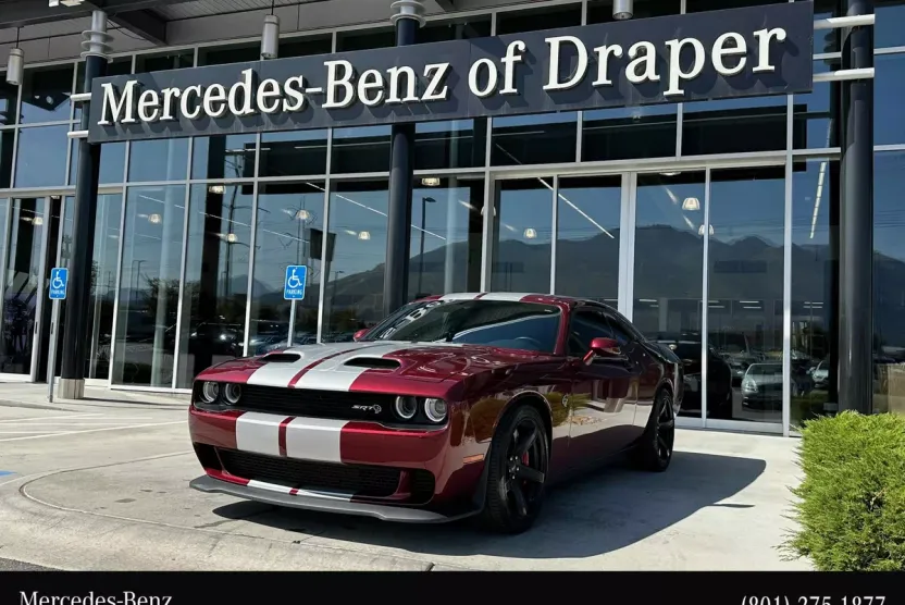 2022 Dodge Challenger SRT8 Hellcat photo 1