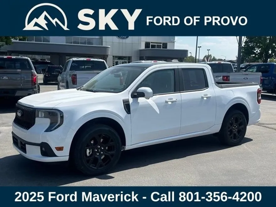 2025 Ford Maverick photo 1
