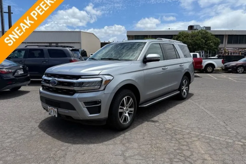 2023 Ford Expedition Limited photo 1