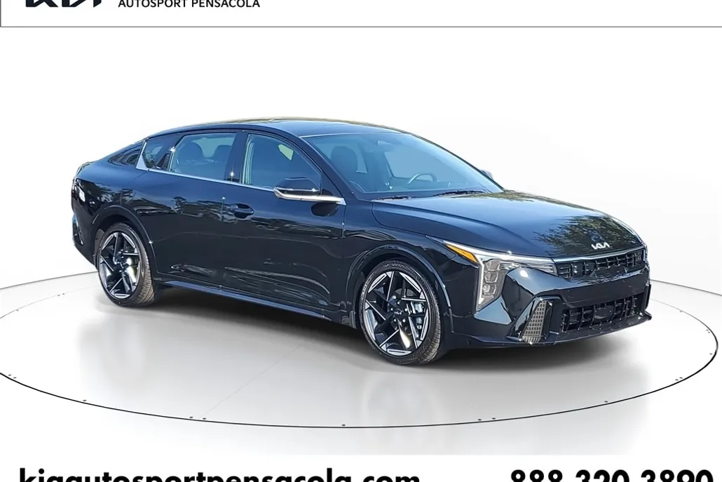 2025 Kia K4 GT-Line photo 1