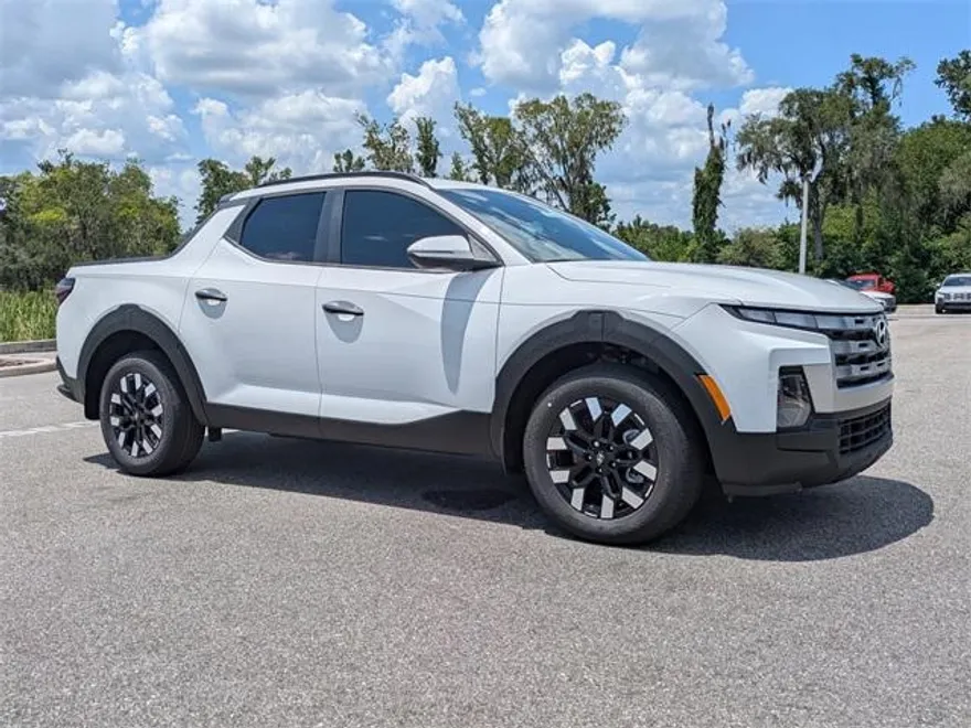 2025 Hyundai Santa Cruz SEL photo 1