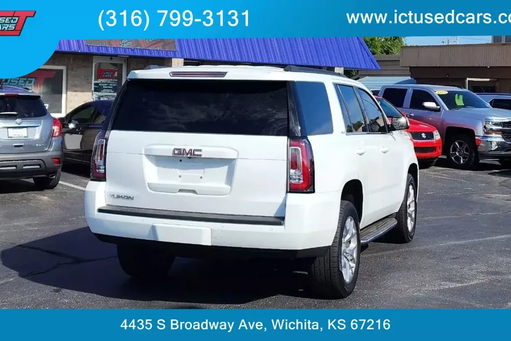 2017 Gmc Yukon SLE photo 1