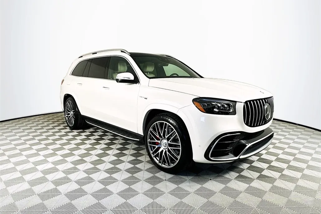 2024 Mercedes Benz GLS 63 AMG 4MATIC photo 1