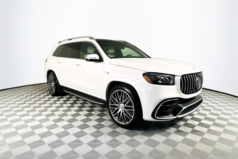 2024 Mercedes Benz GLS 63 AMG 4MATIC photo 1