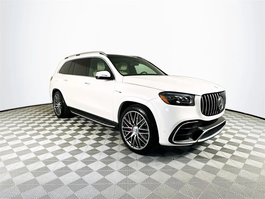 2024 Mercedes Benz GLS 63 AMG 4MATIC photo 1