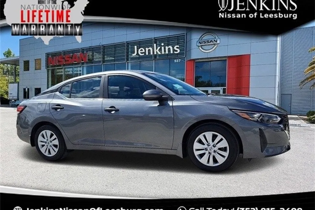 2025 Nissan Sentra S photo 1