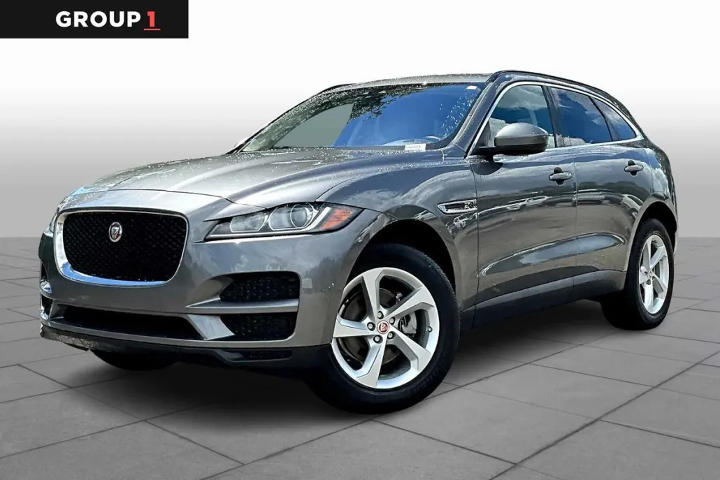 2019 Jaguar F-PACE Premium photo 1