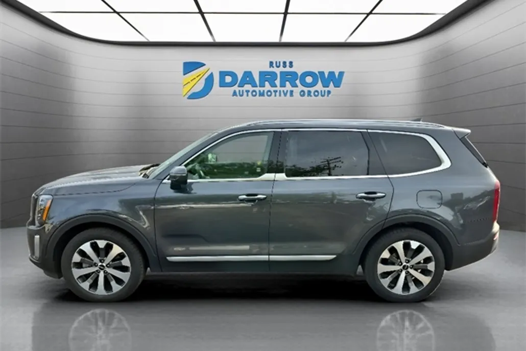 2022 Kia Telluride S photo 1