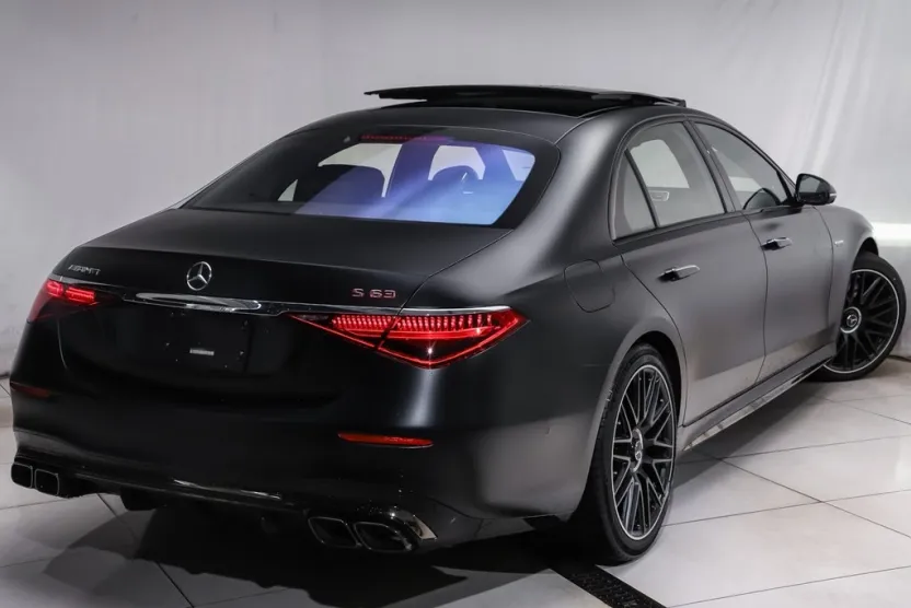2026 Mercedes Benz S AMG 63 4MATIC photo 1