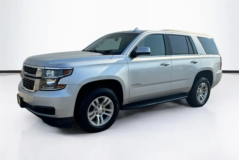 2018 Chevrolet Tahoe LT photo 1