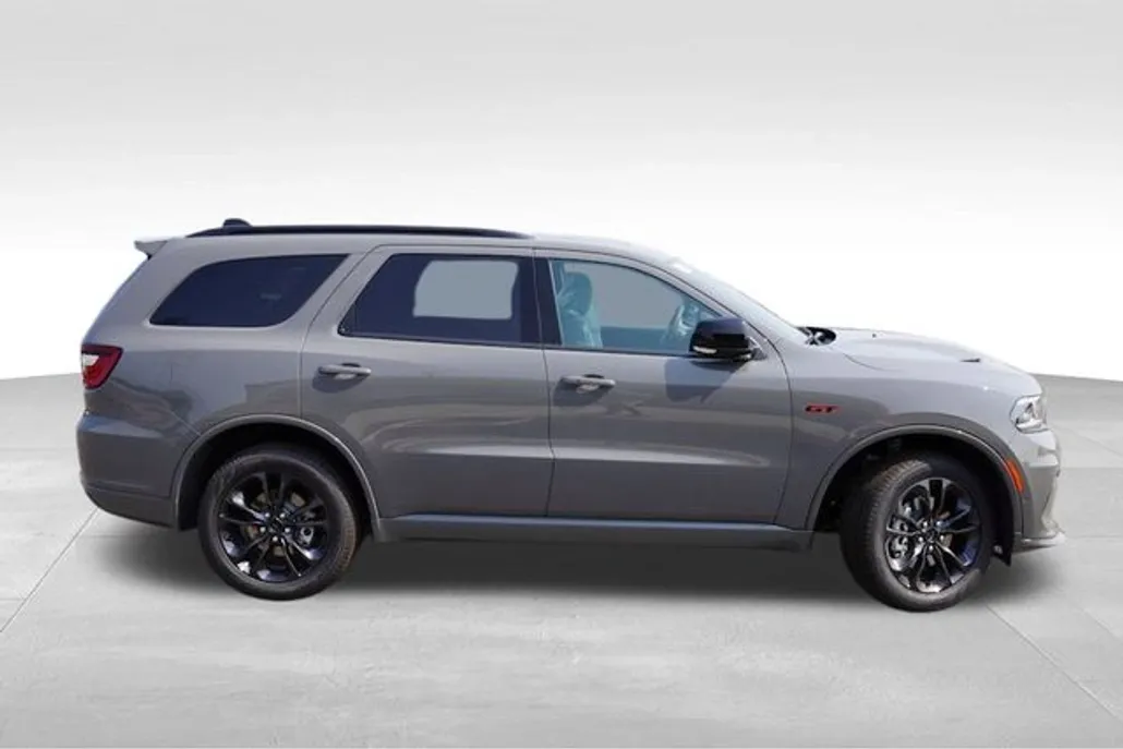 2025 Dodge Durango GT Plus Blacktop photo 1