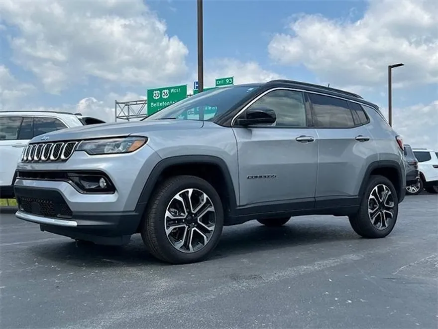 2024 Jeep Compass Limited photo 1