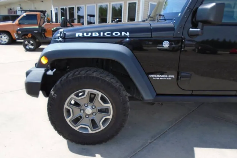 2014 Jeep Wrangler Unlimited Rubicon photo 1