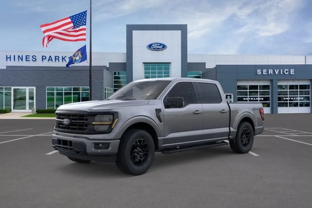 2025 Ford F-150 XLT photo 1
