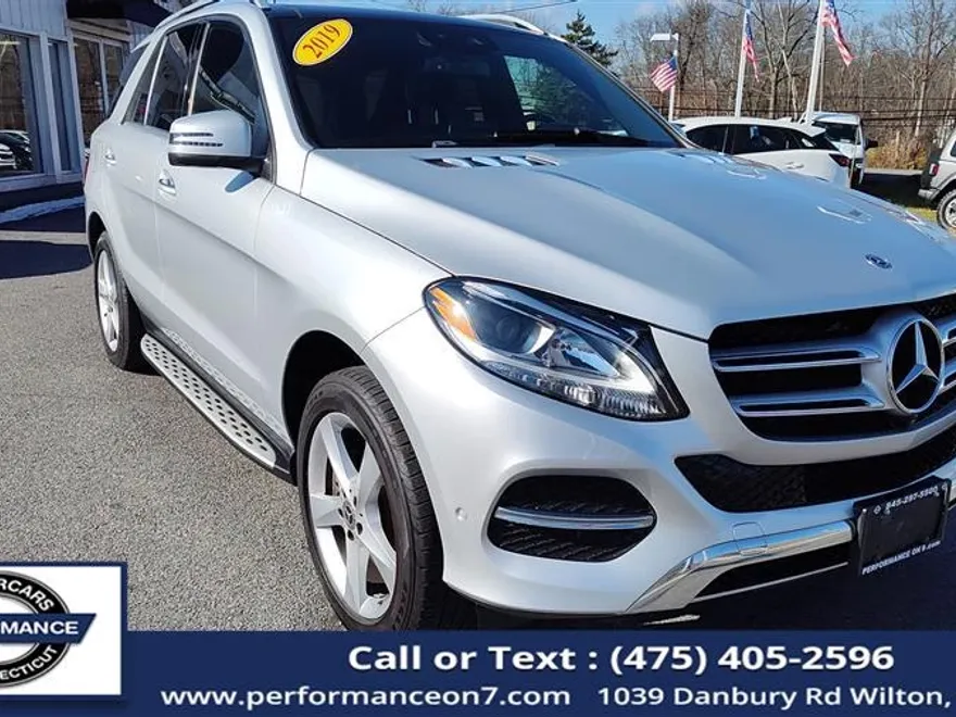 2019 Mercedes Benz GLE 400 4MATIC photo 1