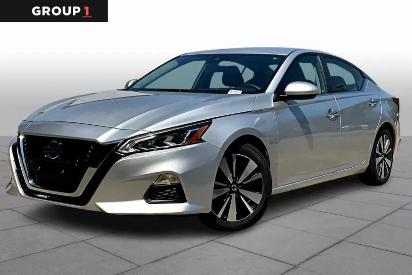2021 Nissan Altima 2.5 SV photo 1