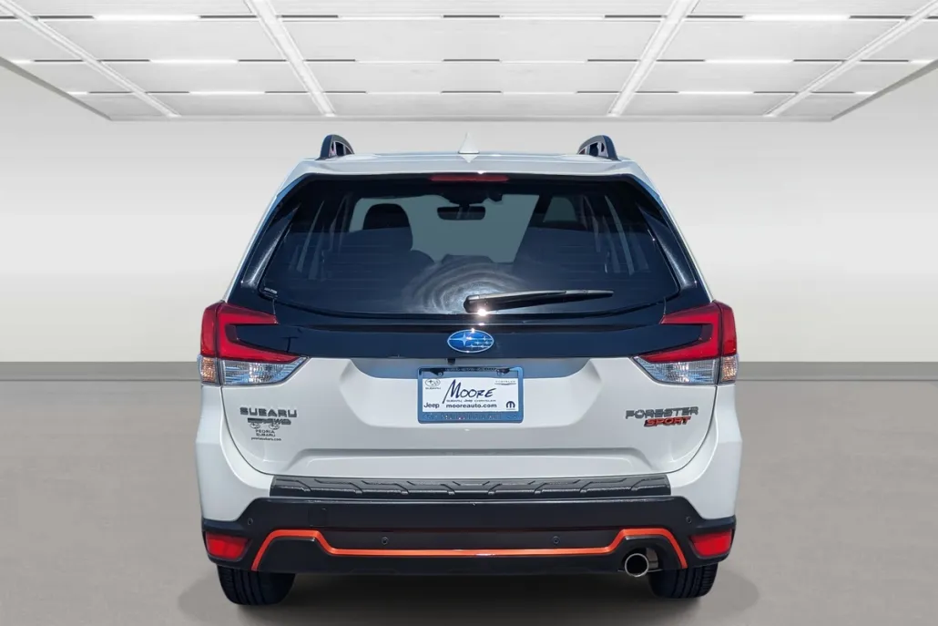 2021 Subaru Forester Sport photo 1