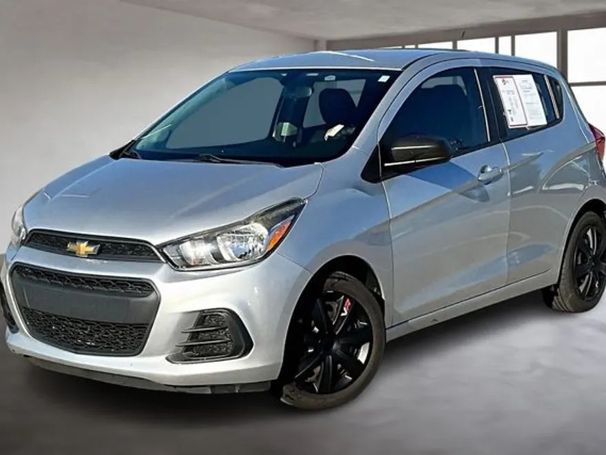 2017 Chevrolet Spark LS photo 1
