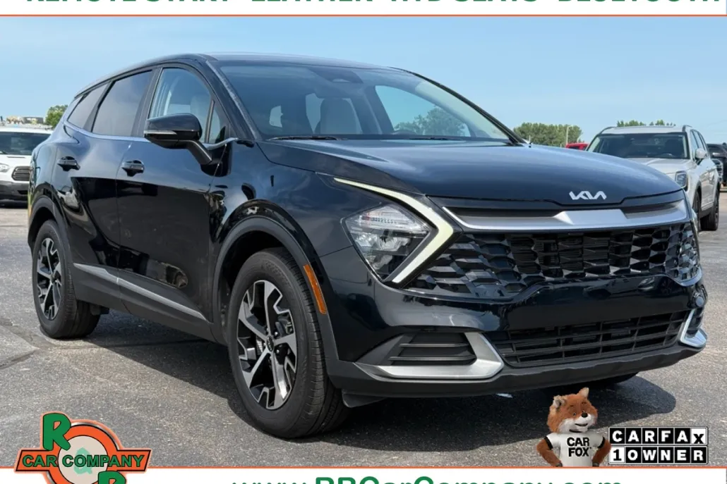 2023 Kia Sportage EX photo 1