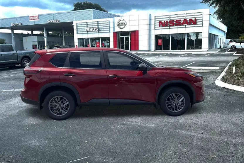 2026 Nissan Rogue S photo 1