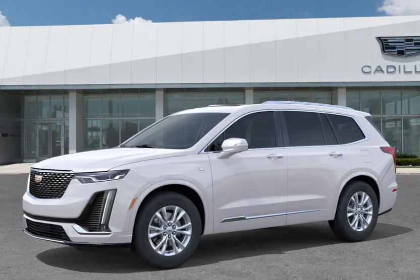 2025 Cadillac XT6 Luxury photo 1