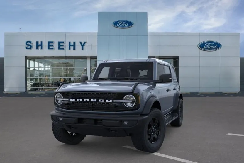 2025 Ford Bronco Outer Banks photo 1
