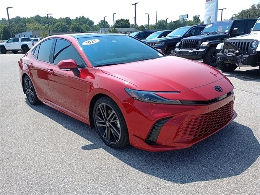 2025 Toyota Camry XSE photo 1