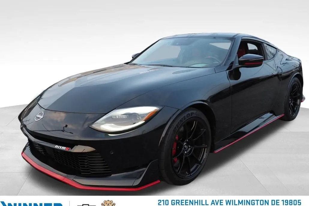 2024 Nissan Z Nismo photo 1