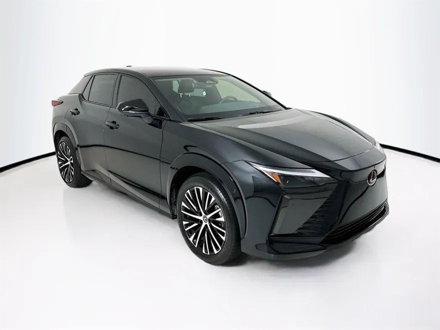 2024 Lexus RZ 450e photo 1