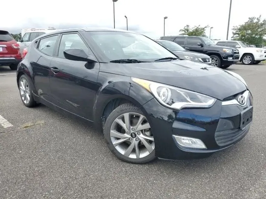 2017 Hyundai Veloster Value Edition R-Spec Turbo photo 1