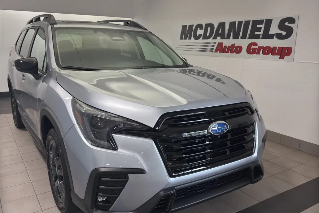 2025 Subaru Ascent Onyx Edition Touring photo 1