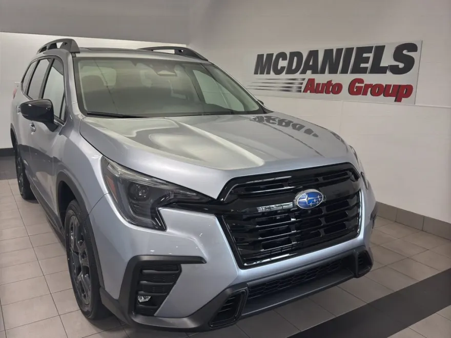 2025 Subaru Ascent Onyx Edition Touring photo 1
