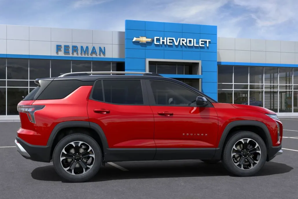 2026 Chevrolet Equinox LT photo 1