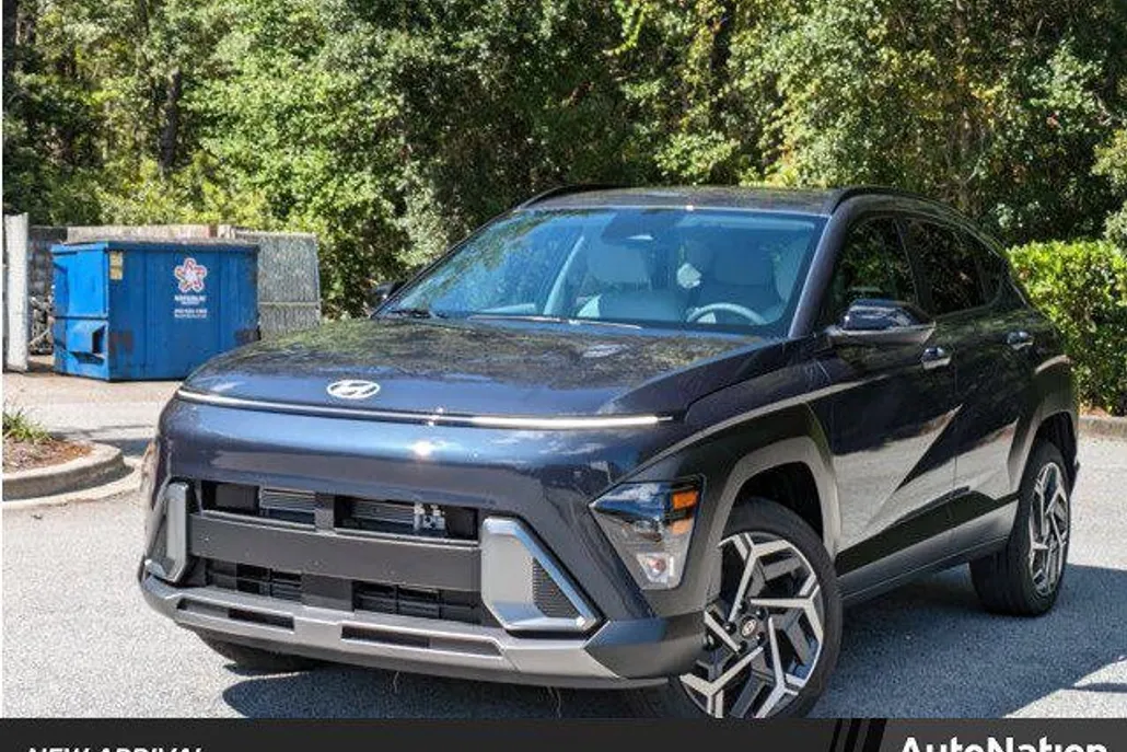 2026 Hyundai Kona SEL photo 1
