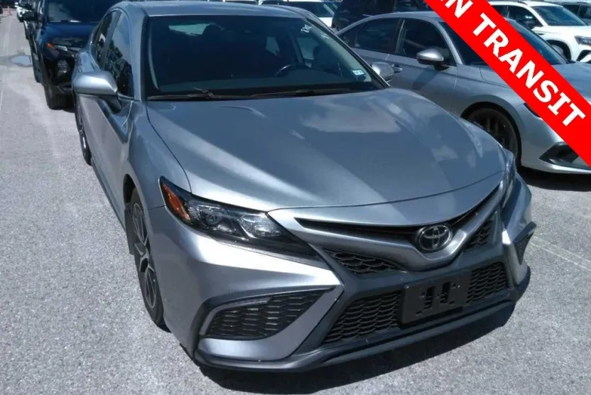 2023 Toyota Camry SE photo 1