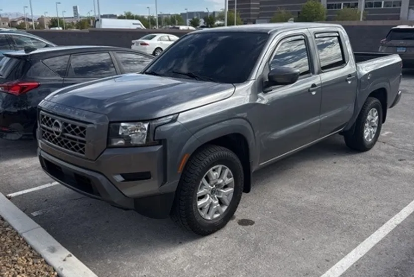 2023 Nissan Frontier SV photo 1