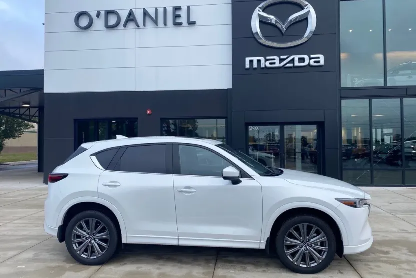 2025 Mazda CX-5 2.5 Turbo Signature photo 1