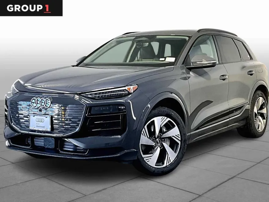 2025 Audi Q6 E-tron Premium Plus photo 1