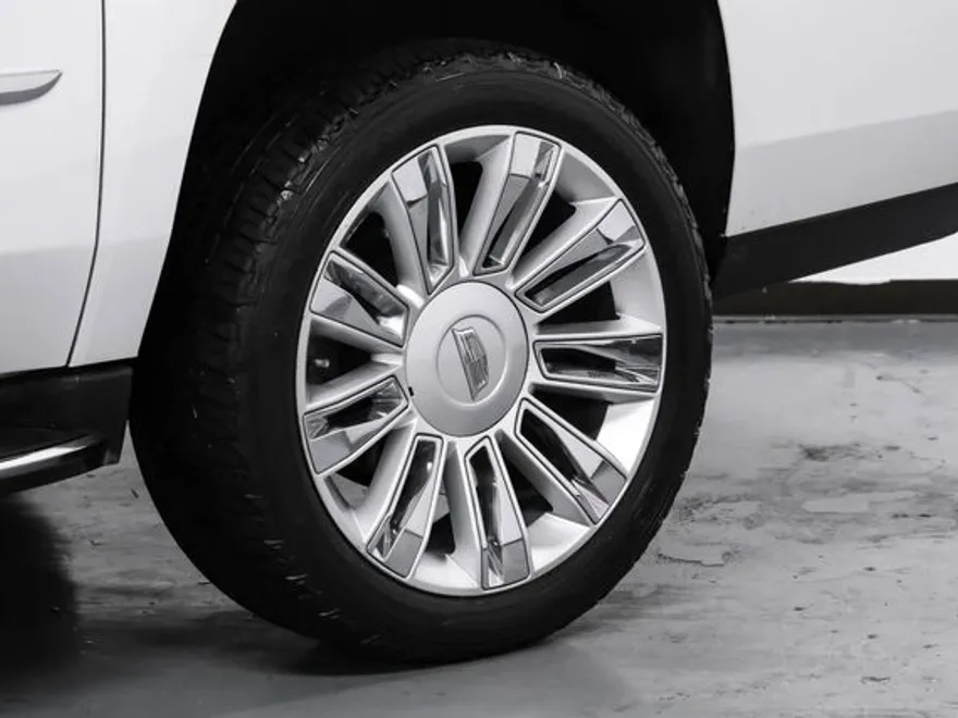2019 Cadillac Escalade ESV Luxury photo 65