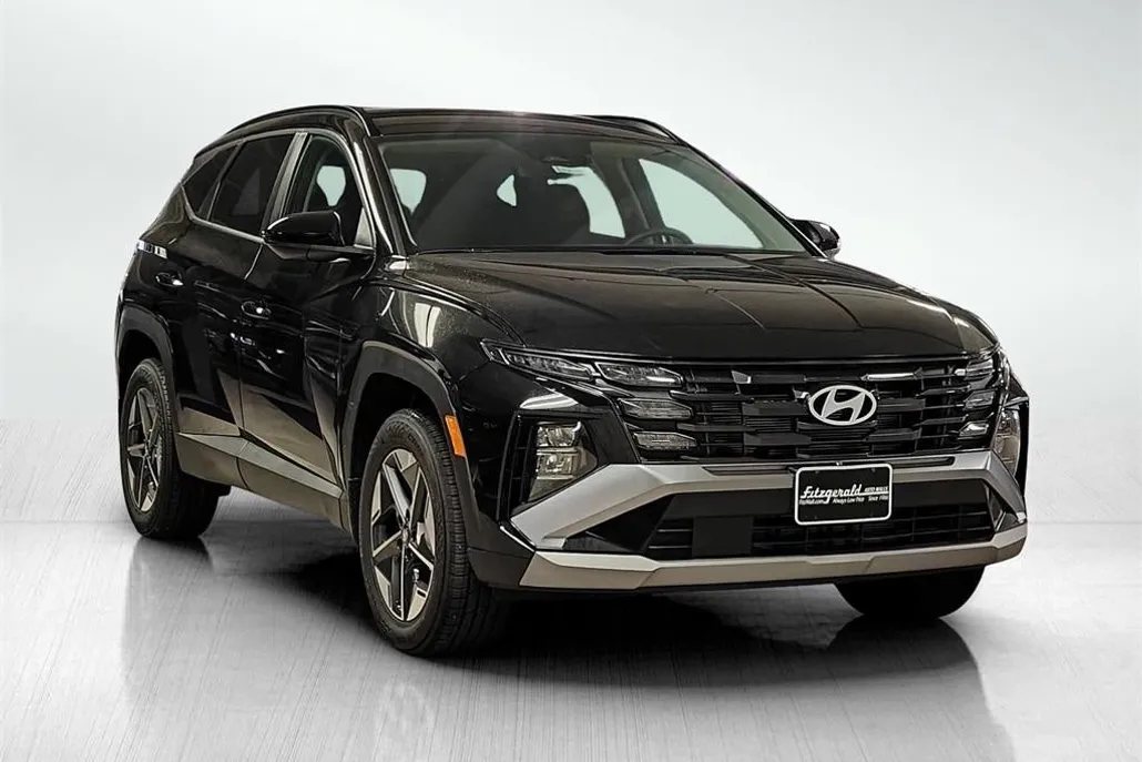 2025 Hyundai Tucson SEL photo 1