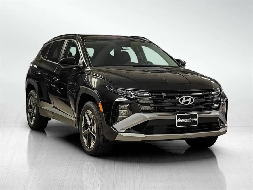 2025 Hyundai Tucson SEL photo 1