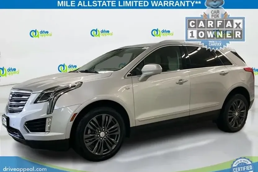 2017 Cadillac XT5 Premium Luxury photo 1