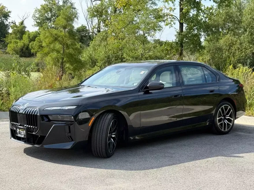 2025 Bmw 760i xDrive photo 1