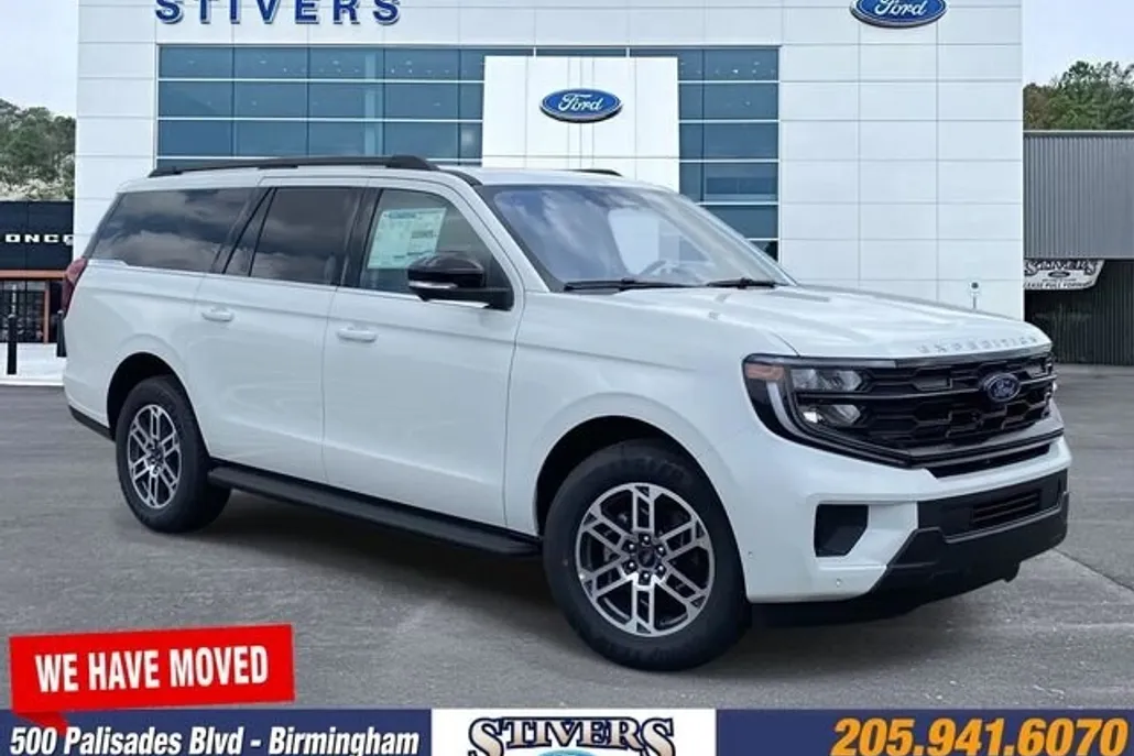 2025 Ford Expedition MAX photo 1