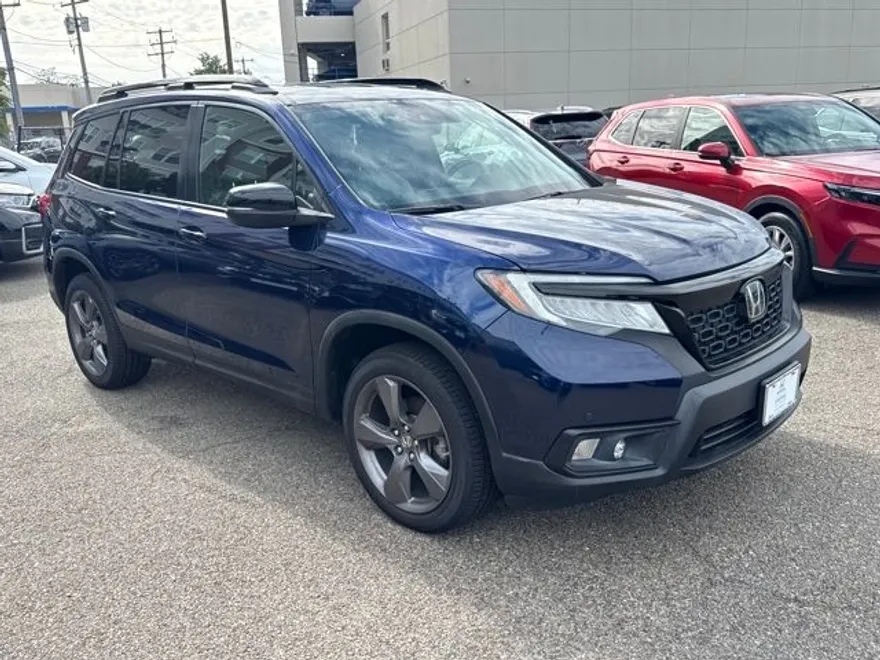 2021 Honda Passport Touring photo 1