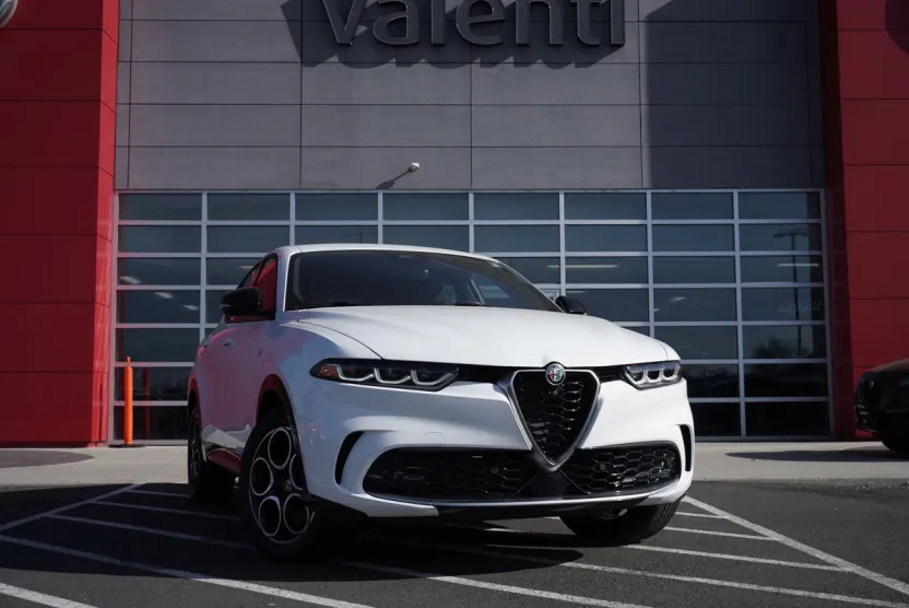 2024 Alfa Romeo Tonale Ti photo 1