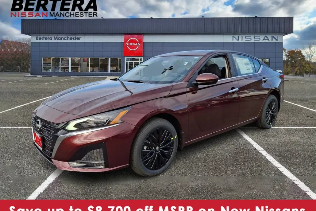 2025 Nissan Altima SV photo 1